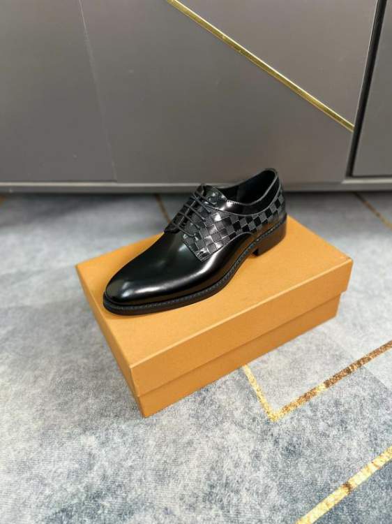 Picture of Louis Vuitton Shoes _SKULVsz38-46mnf021914113